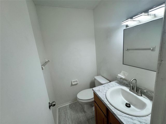 316 E PRIMROSE LANE, Lady Lake, FL 32159