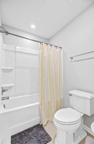 608 S Pointe Boulevard, Summerville, SC 29483