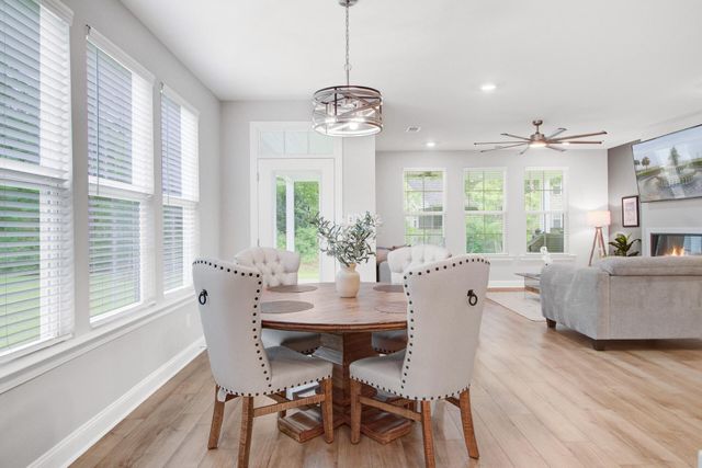 608 S Pointe Boulevard, Summerville, SC 29483