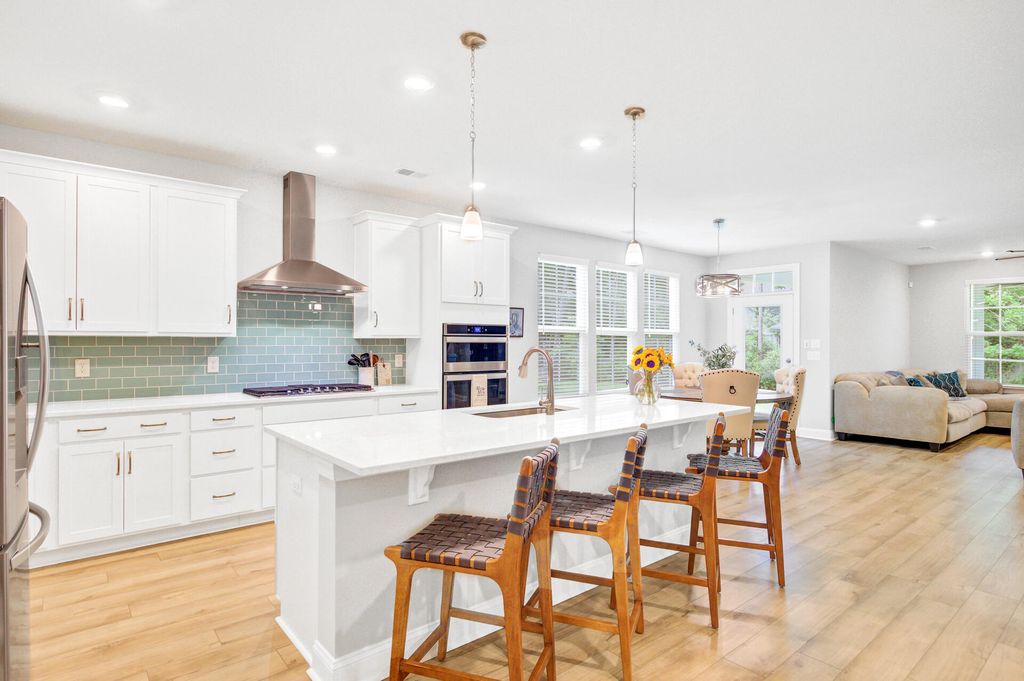 608 S Pointe Boulevard, Summerville, SC 29483