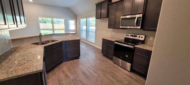 419 Lazy Lane, Montgomery, TX 77356