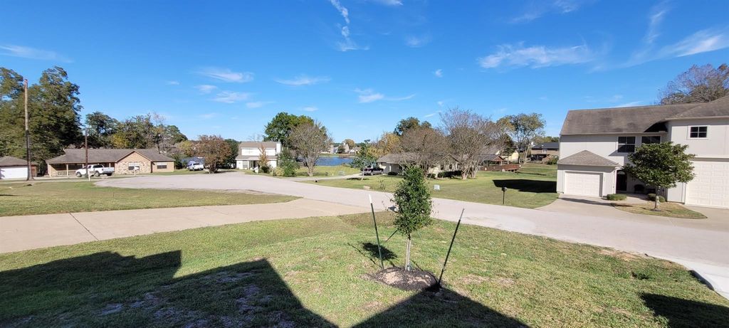 419 Lazy Lane, Montgomery, TX 77356