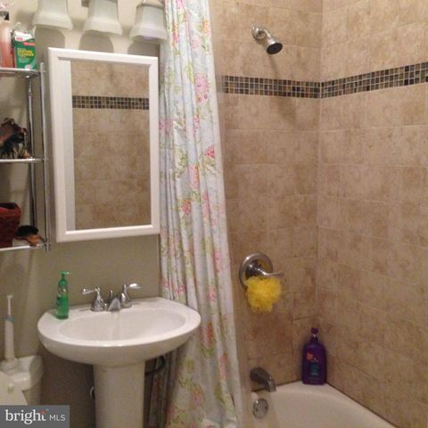 2029 SPRUCE ST, Philadelphia, PA 19103