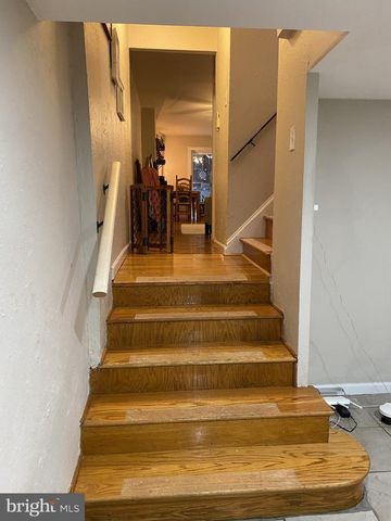 2029 SPRUCE ST, Philadelphia, PA 19103