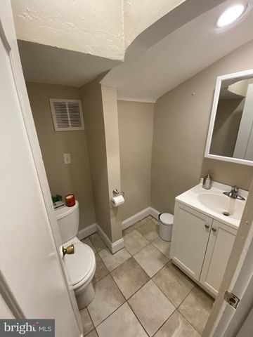 2029 SPRUCE ST, Philadelphia, PA 19103
