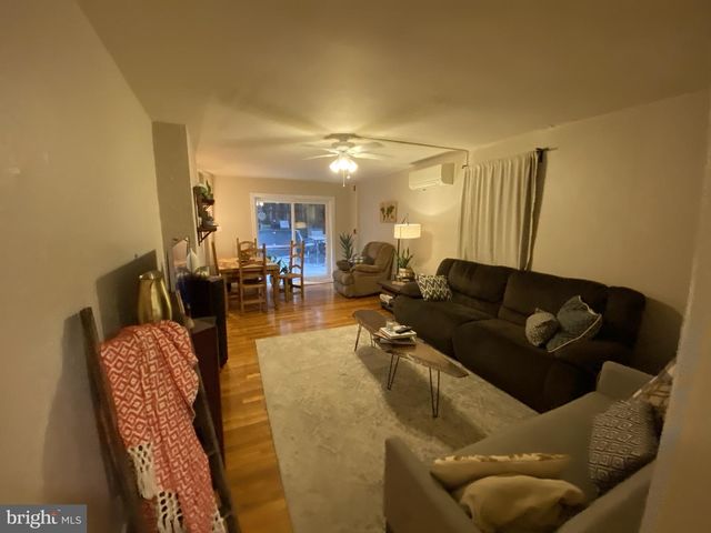 2029 SPRUCE ST, Philadelphia, PA 19103