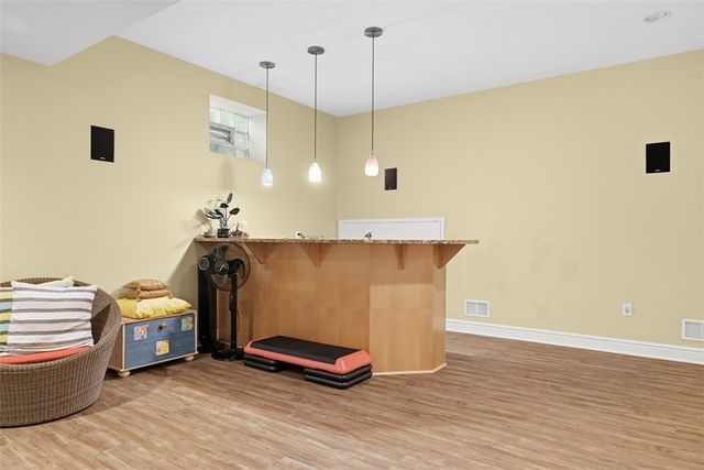317 Abbey Brook Ln, Peters Twp, PA 15367
