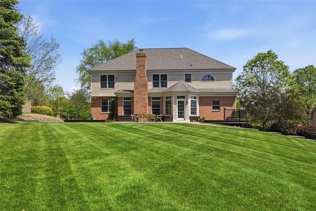 317 Abbey Brook Ln, Peters Twp, PA 15367
