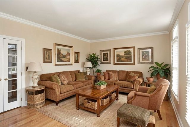 317 Abbey Brook Ln, Peters Twp, PA 15367