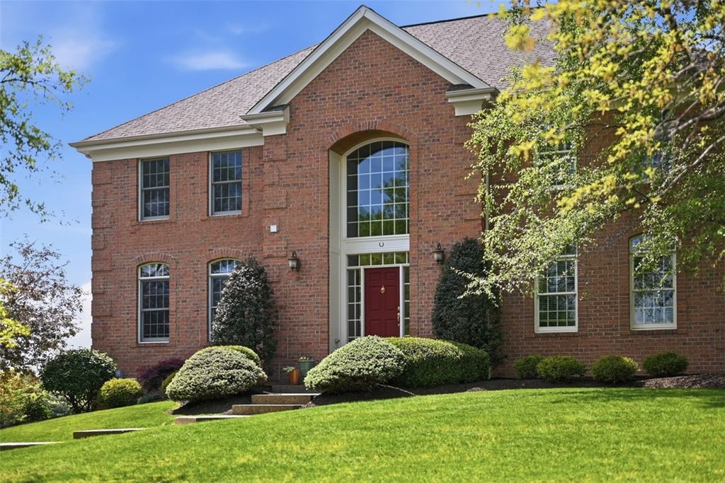 317 Abbey Brook Ln, Peters Twp, PA 15367
