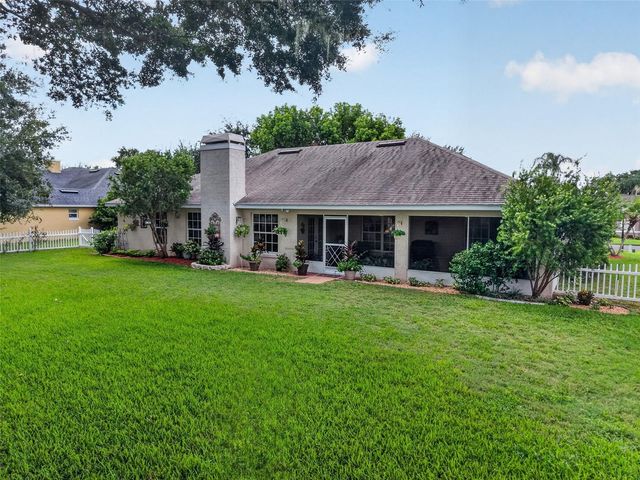 3237 INDIAN TRAIL, Eustis, FL 32726