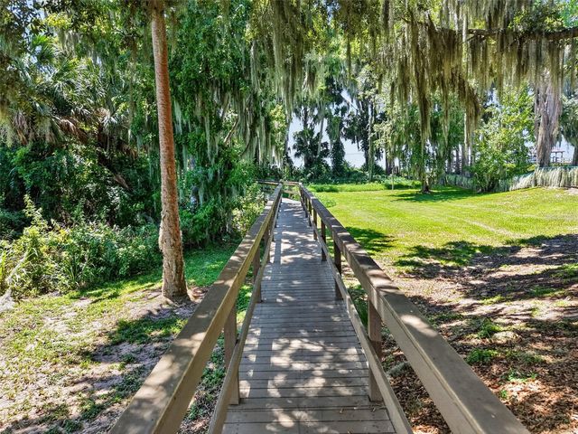 3237 INDIAN TRAIL, Eustis, FL 32726