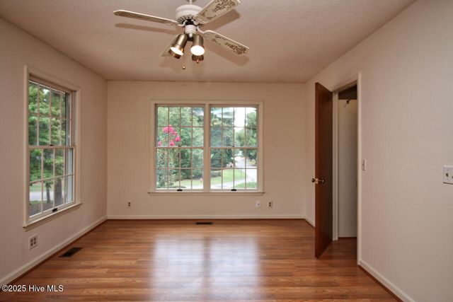 119 Otter Drive, West End, NC 27376