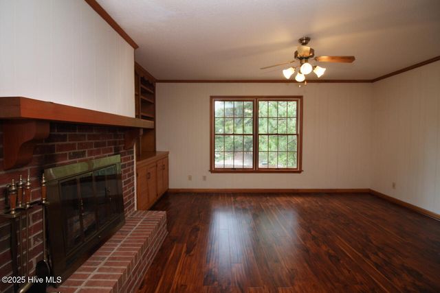 119 Otter Drive, West End, NC 27376