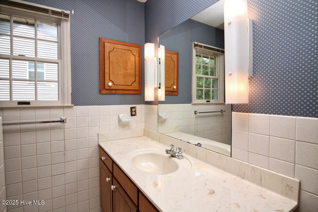 119 Otter Drive, West End, NC 27376