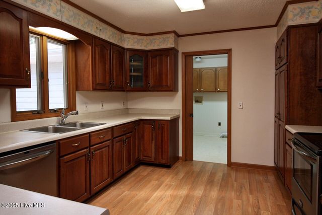 119 Otter Drive, West End, NC 27376