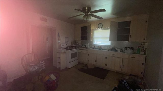 2995 Coleman Road, Eastover, NC 28312