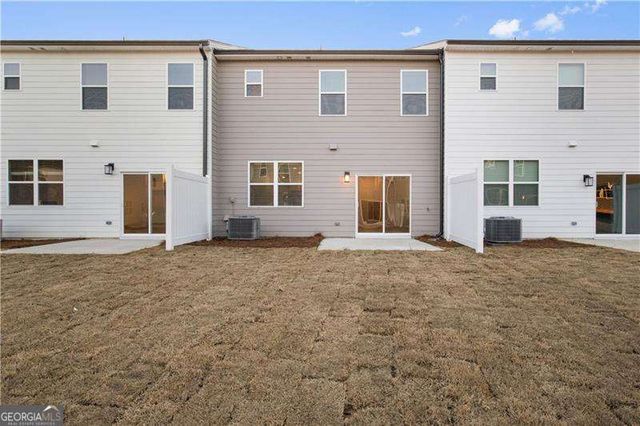 5332 Melbourne Lane, Flowery Branch, GA 30542