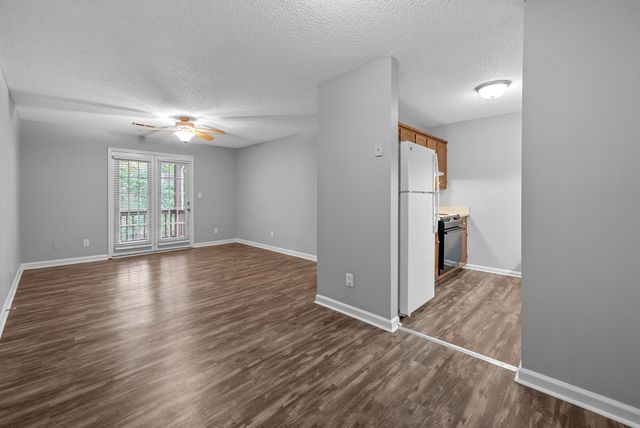 1245 Parkway Pl Apt D, Clarksville, TN 37042