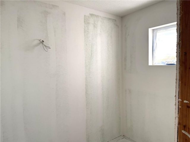 258 Sycamore Drive, Linn Valley, KS 66040