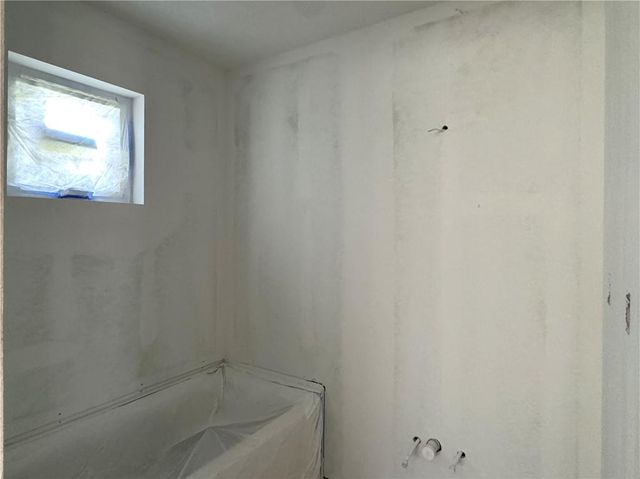 258 Sycamore Drive, Linn Valley, KS 66040