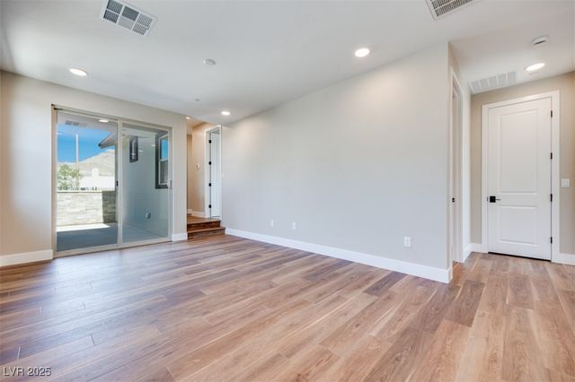 1081 Soaring Sage Avenue, Las Vegas, NV 89138