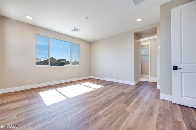 1081 Soaring Sage Avenue, Las Vegas, NV 89138