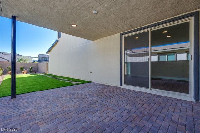 1081 Soaring Sage Avenue, Las Vegas, NV 89138