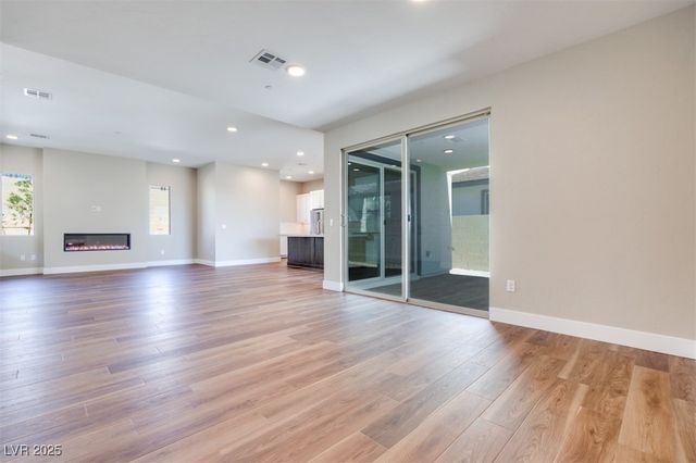 1081 Soaring Sage Avenue, Las Vegas, NV 89138