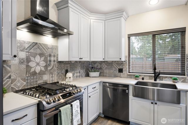 11522 SE 305th Place, Auburn, WA 98092