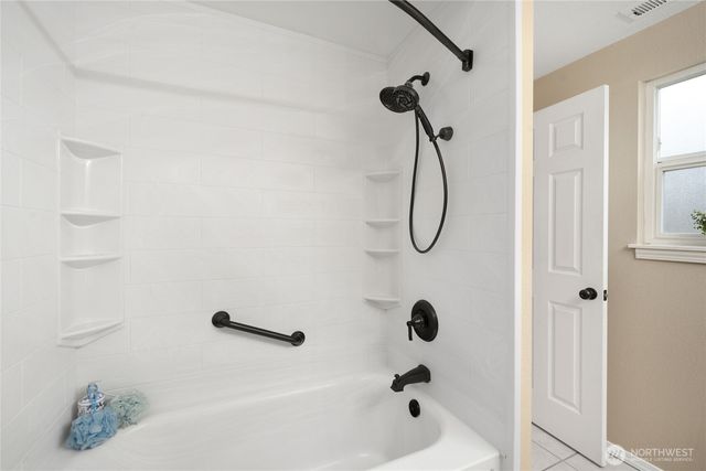 11522 SE 305th Place, Auburn, WA 98092