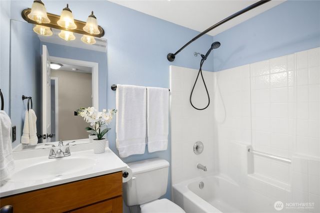 11522 SE 305th Place, Auburn, WA 98092