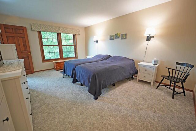 3911 POPPLE COURT, Green Bay, WI 54301