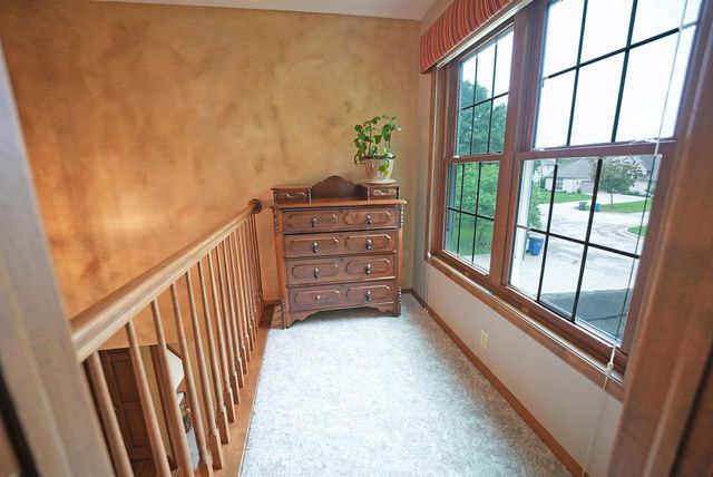 3911 POPPLE COURT, Green Bay, WI 54301
