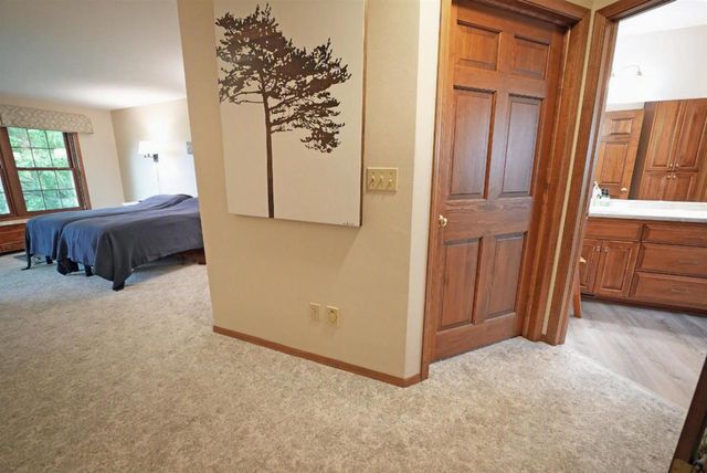 3911 POPPLE COURT, Green Bay, WI 54301