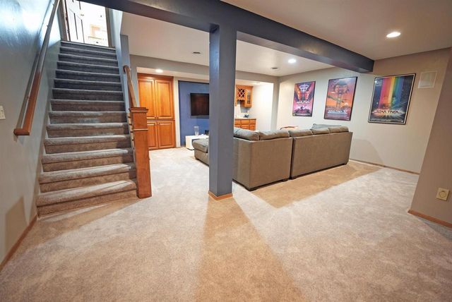 3911 POPPLE COURT, Green Bay, WI 54301