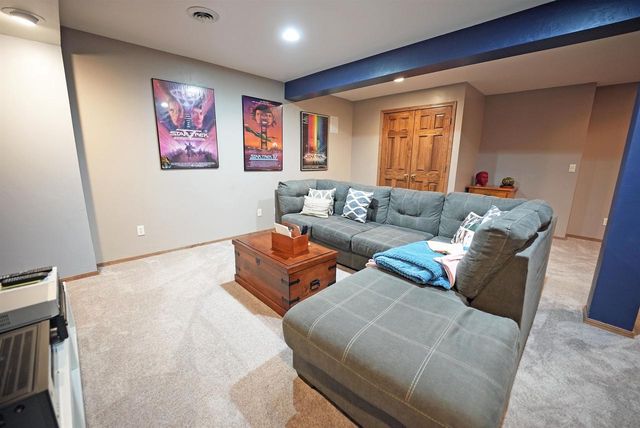 3911 POPPLE COURT, Green Bay, WI 54301