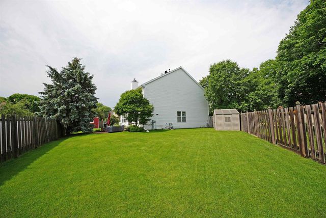 3911 POPPLE COURT, Green Bay, WI 54301