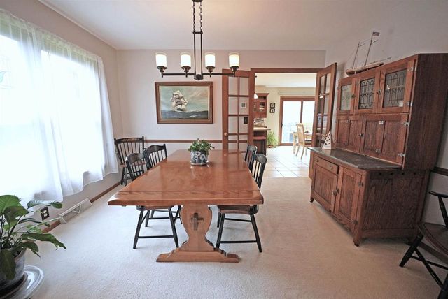 3911 POPPLE COURT, Green Bay, WI 54301