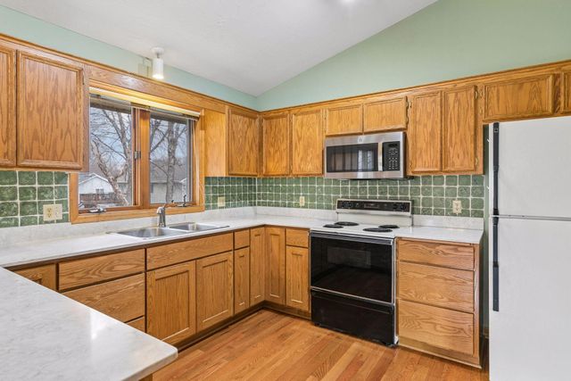 14986 Manitou Road NE, Prior Lake, MN 55372