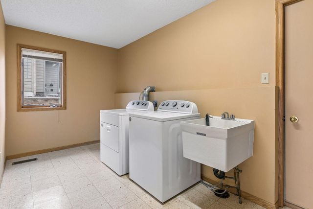 14986 Manitou Road NE, Prior Lake, MN 55372