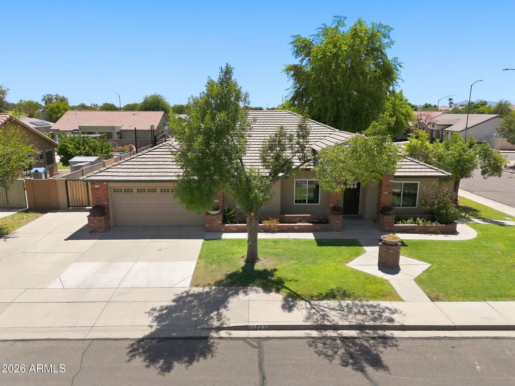 11223 E RAMONA Avenue, Mesa, AZ 85212 — photo 2