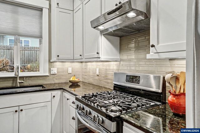 448 Eaglet St, Salem, OR 97304