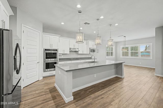 9349 W LOUISE Drive, Peoria, AZ 85383