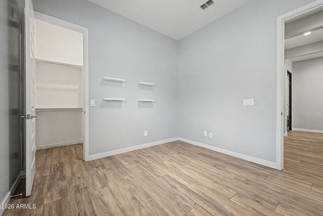 9349 W LOUISE Drive, Peoria, AZ 85383