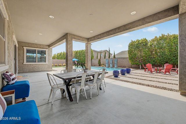 9349 W LOUISE Drive, Peoria, AZ 85383