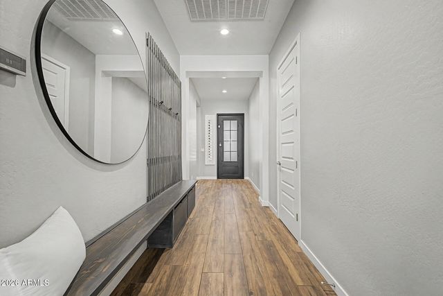 9349 W LOUISE Drive, Peoria, AZ 85383