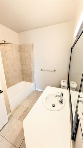 5174 NORTHRIDGE ROAD 102, Sarasota, FL 34238