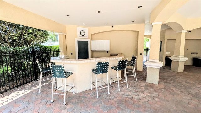 5174 NORTHRIDGE ROAD 102, Sarasota, FL 34238