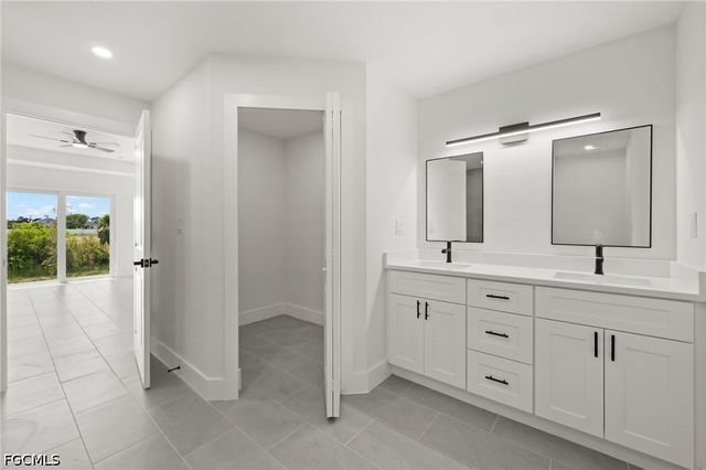 4446 Connection AVE, Cape Coral, FL 33909